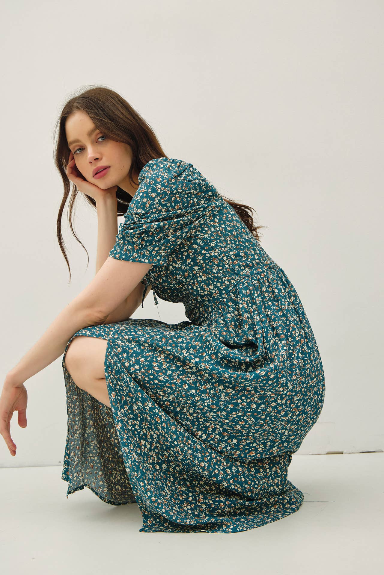 Be Cool - Vente Robe – femme - ROBE FRONCÉE À BUSTIER AVEC MANCHES VOLUMINEUSES4