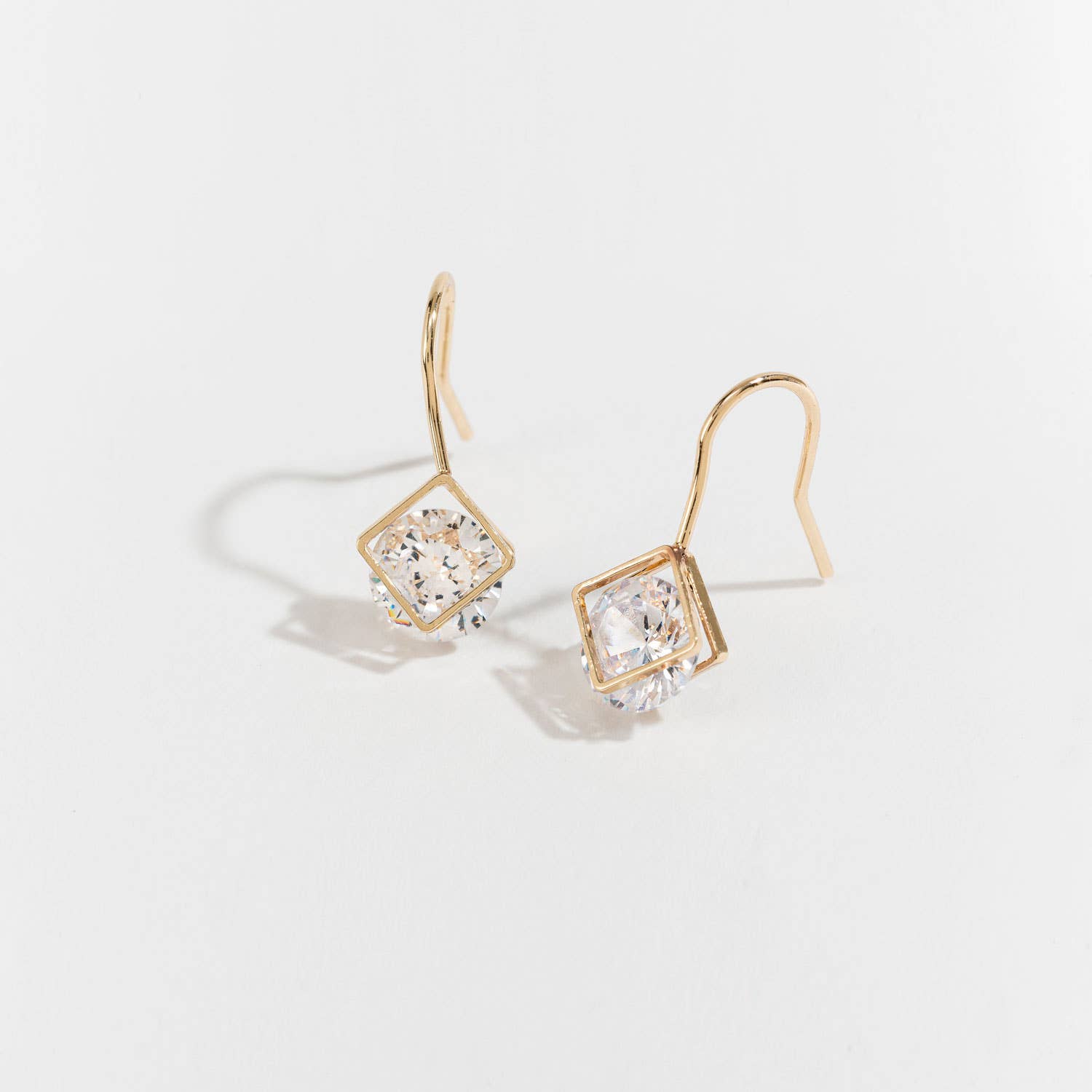 Howard's - Wholesale Dangle Earrings - Dazzlers Cubic Zirconia Diamond Drop Earrings