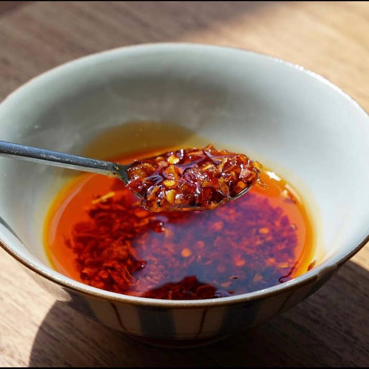 Chili Royale - Wholesale Chili Paste - Chili Royale Sichuan Sizzle Mild Chili Crisp Oil 9oz.5