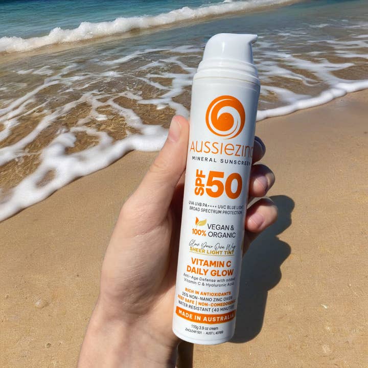 AussieZinc Mineral Sunscreen - Wholesale Sunscreen - Anti-Aging Vitamin C Daily Glow SPF50+ Organic Mineral Zinc Sunscreen5