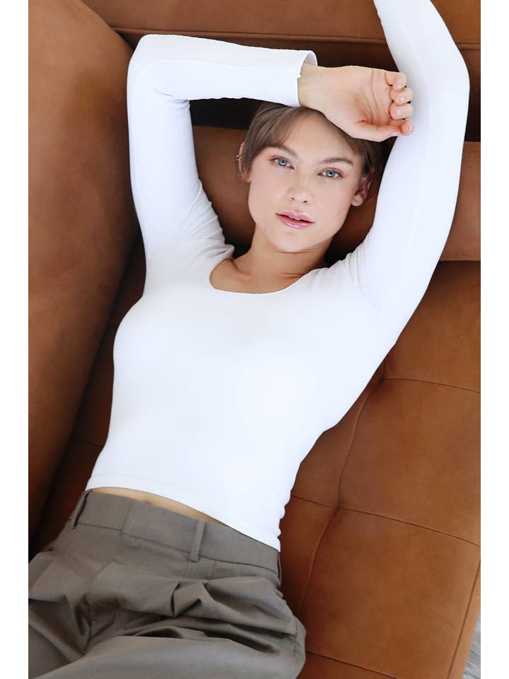 NIKIBIKI - Wholesale Knit Top - Women's - NS8091-
Long Sleeves Ribbed Scoop Neck Top1