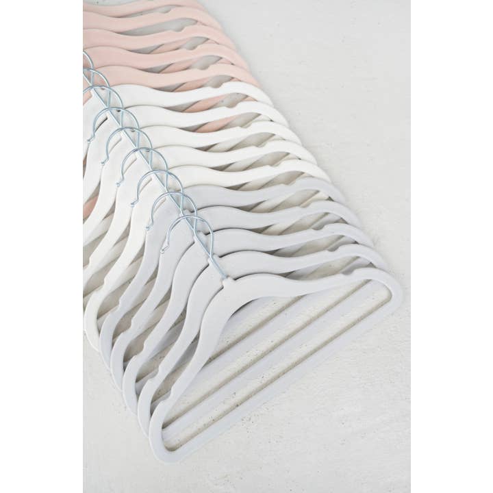 3 Sprouts - Wholesale Clothes Hangers - Baby & Kids Velvet Hangers (2 Packs of 15)13