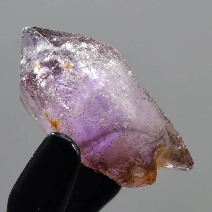 Cristal de quartz améthyste Shangaan DT ET Elestial 1 pouce, améthyste Gemmy Smoky Chiredzi, Zimbabwe f10 pour la vente par Caspar Curiosities