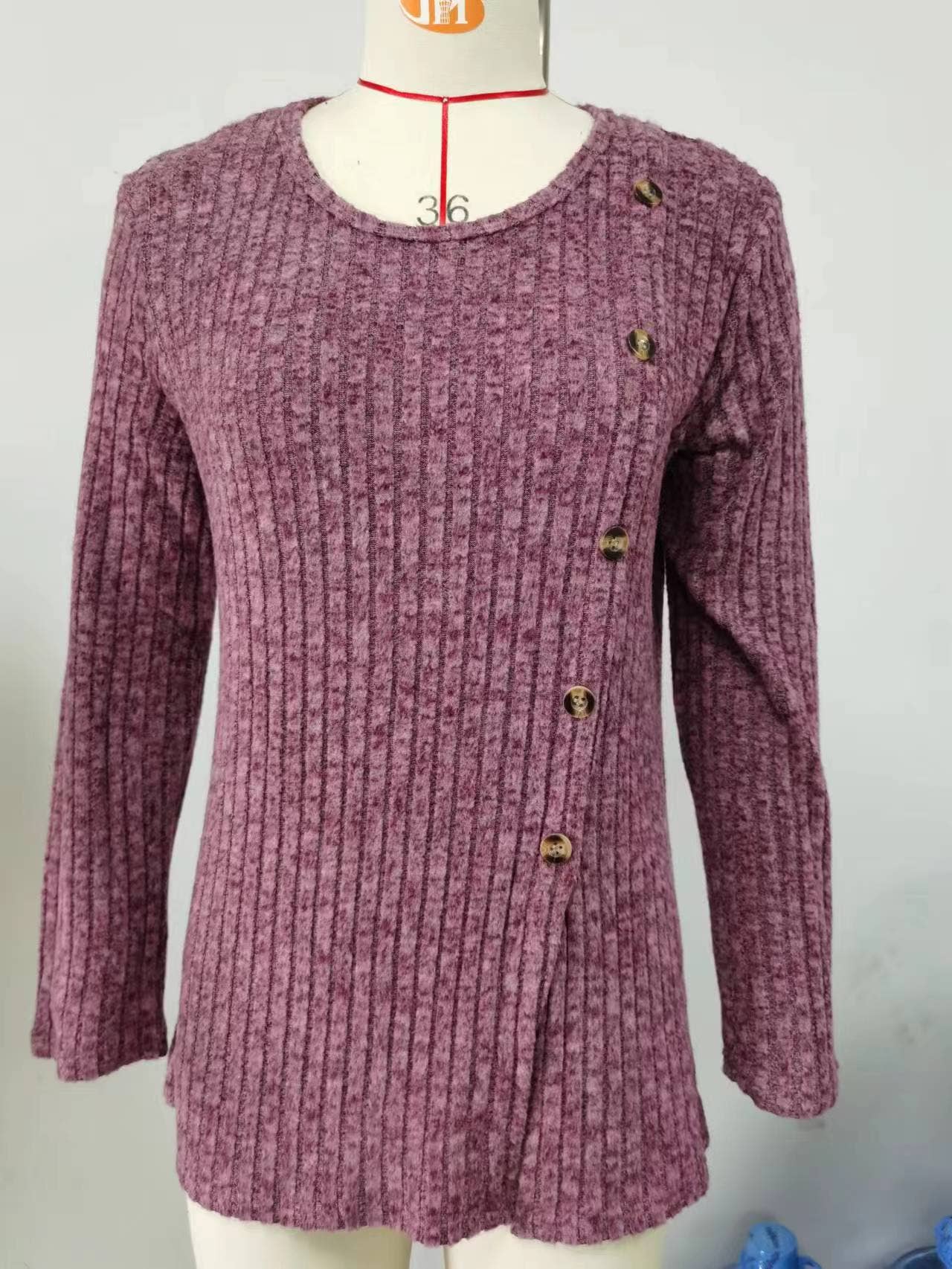 Lily Clothing - Vente Tunique – femme - T-SHIRT AMPLE À COL ROND ET BOUTONNÉ À MANCHES LONGUES13