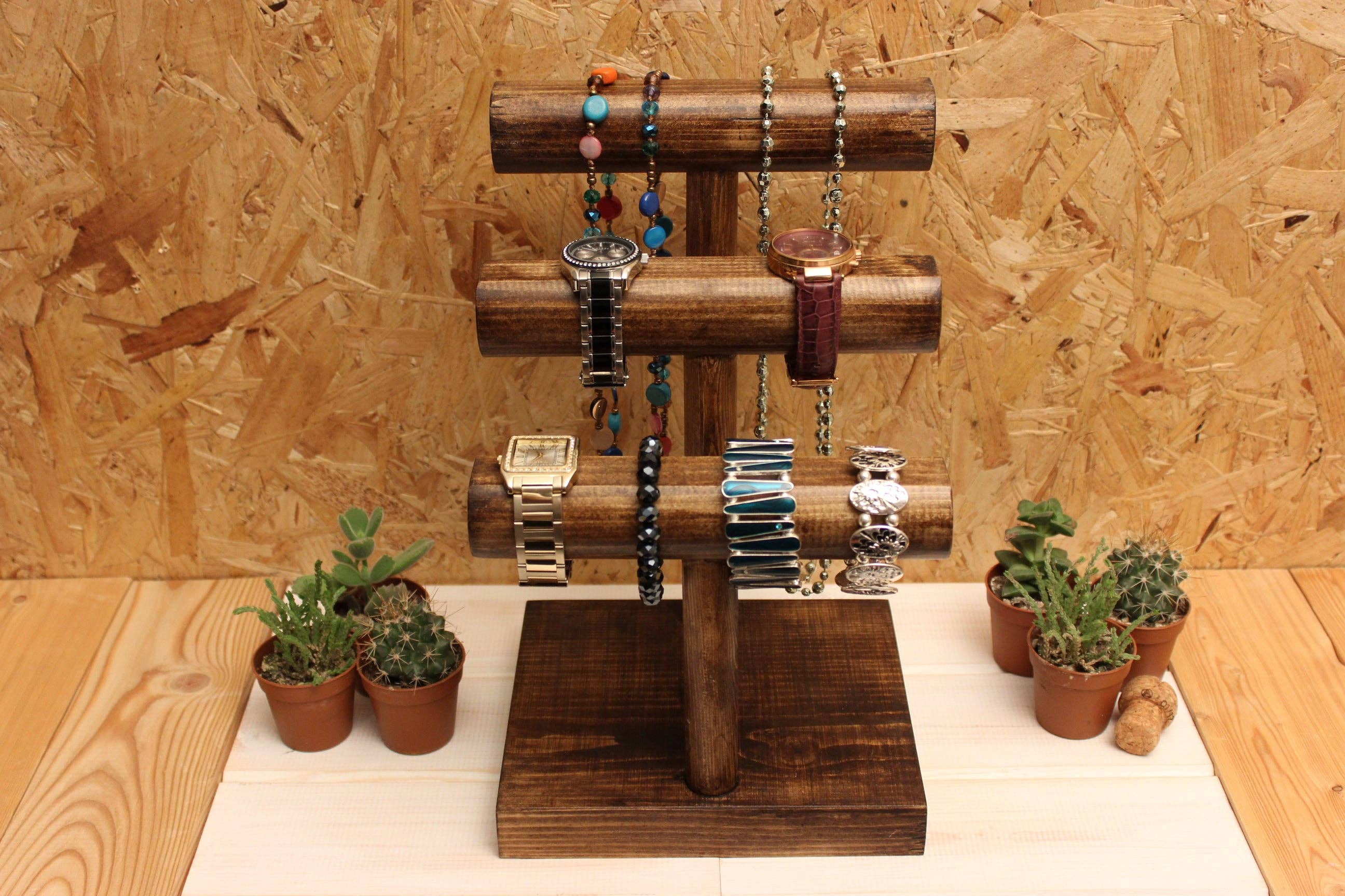 Saw It Loved It - Wholesale Jewelry Stand & Display - 3 Tier Watch And Jewellery Stand3