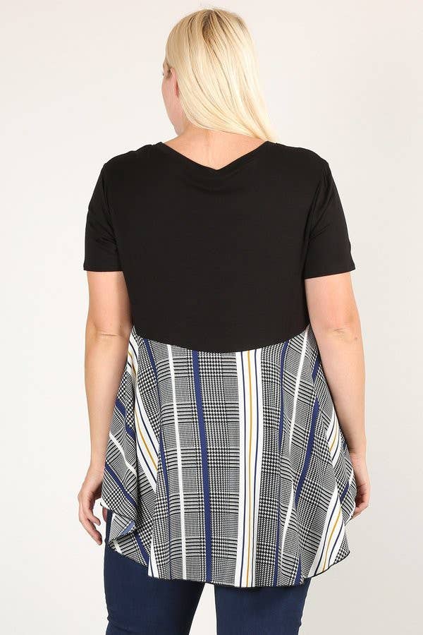 Noir Haut grande taille à manches courtes avec ourlet haut-bas et dos contrasté à carreaux en vente sur Faire1