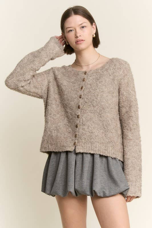 JADE BY JANE - Venta al por mayor Cárdigan - Mujer - CÁRDIGAN DE PUNTO LISO TALLA GRANDE CON BOTONES Y CUELLO REDONDO18