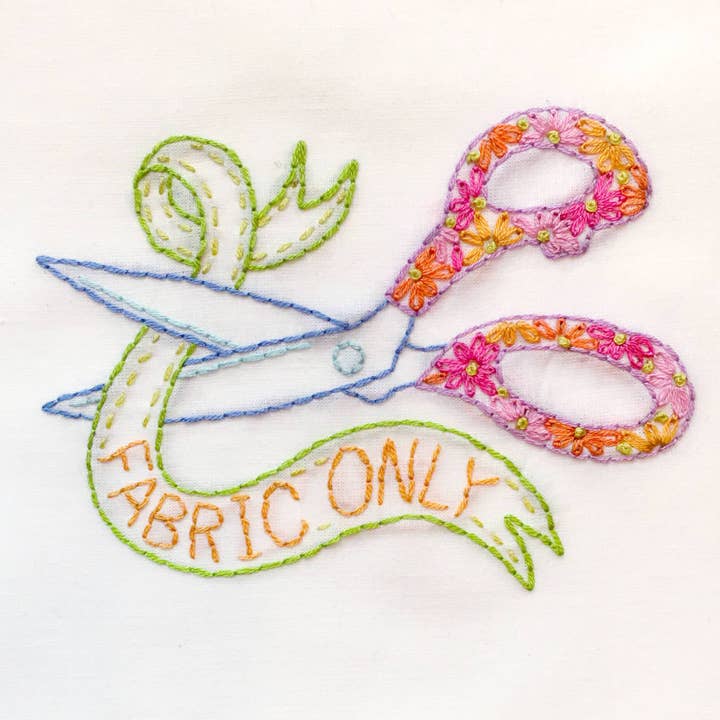 Penguin & Fish - Wholesale Embroidery/Cross Stitch Supplies - Fabric Scissors 8" embroidery kit2