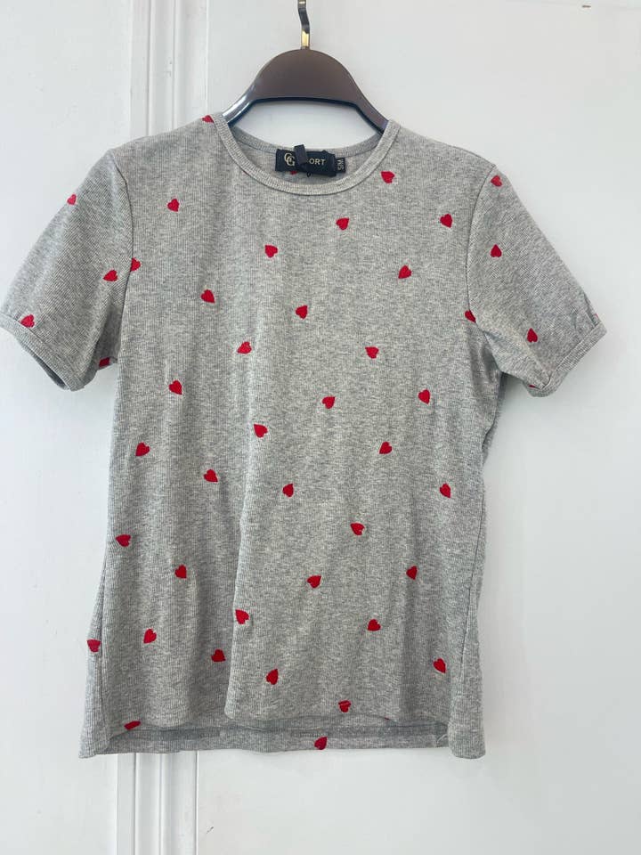 EASY MODE - Wholesale T-Shirt - Women's - Embroidered T-shirt top - 11086