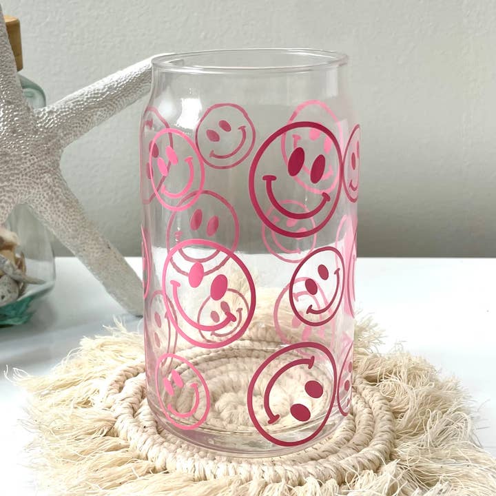 Tazza di vetro faccina sorridente per la vendita all'ingrosso da parte di Salty Seas Company