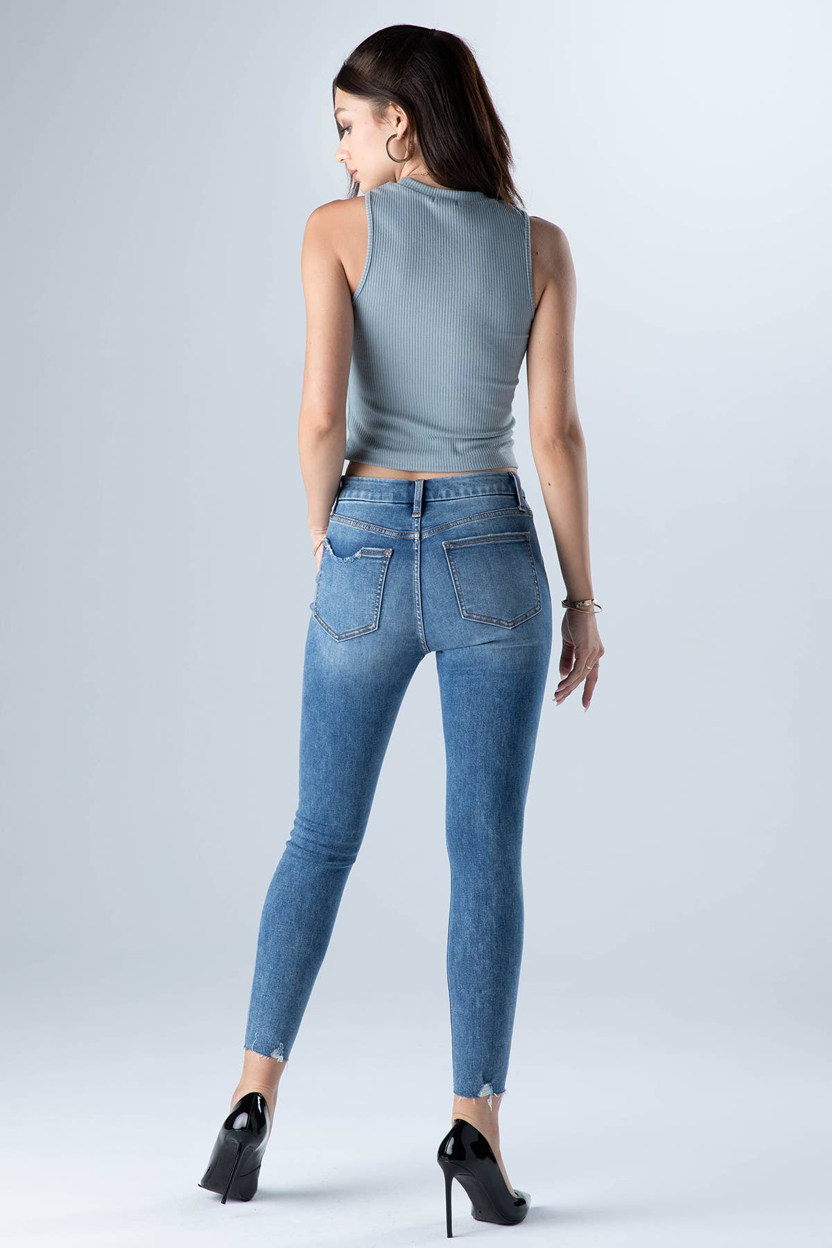 Ceros Jeans – Großhandel Jeans – Damen – Damen Jeans aus mittelhohem Bund, mittelhoher Bund5