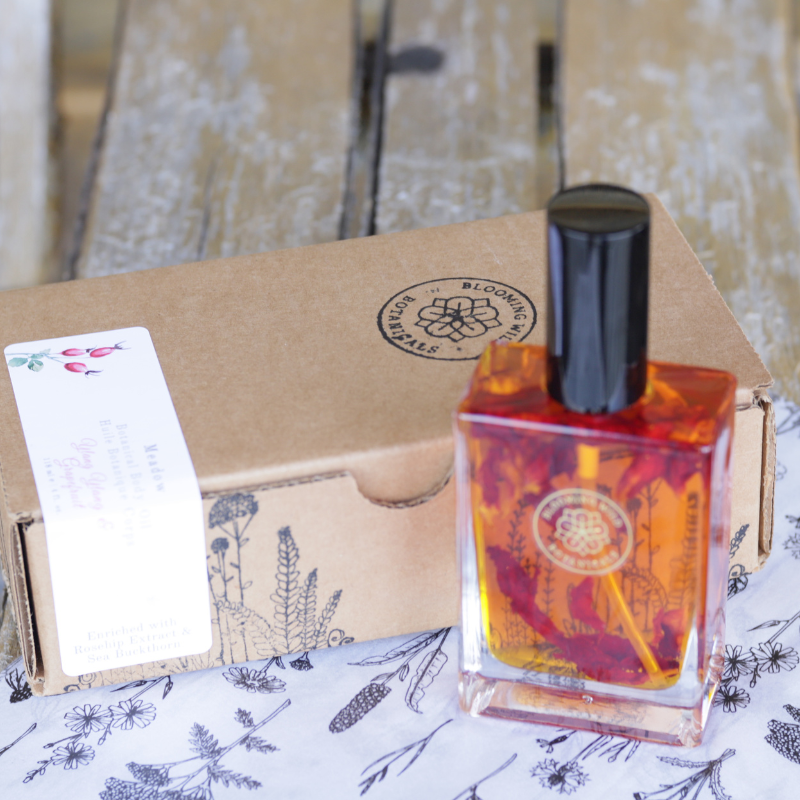 Blooming Wild Botanicals - Vente Huile pour le bain/corps - Huile corporelle botanique Eunoia | Orange + pamplemousse1