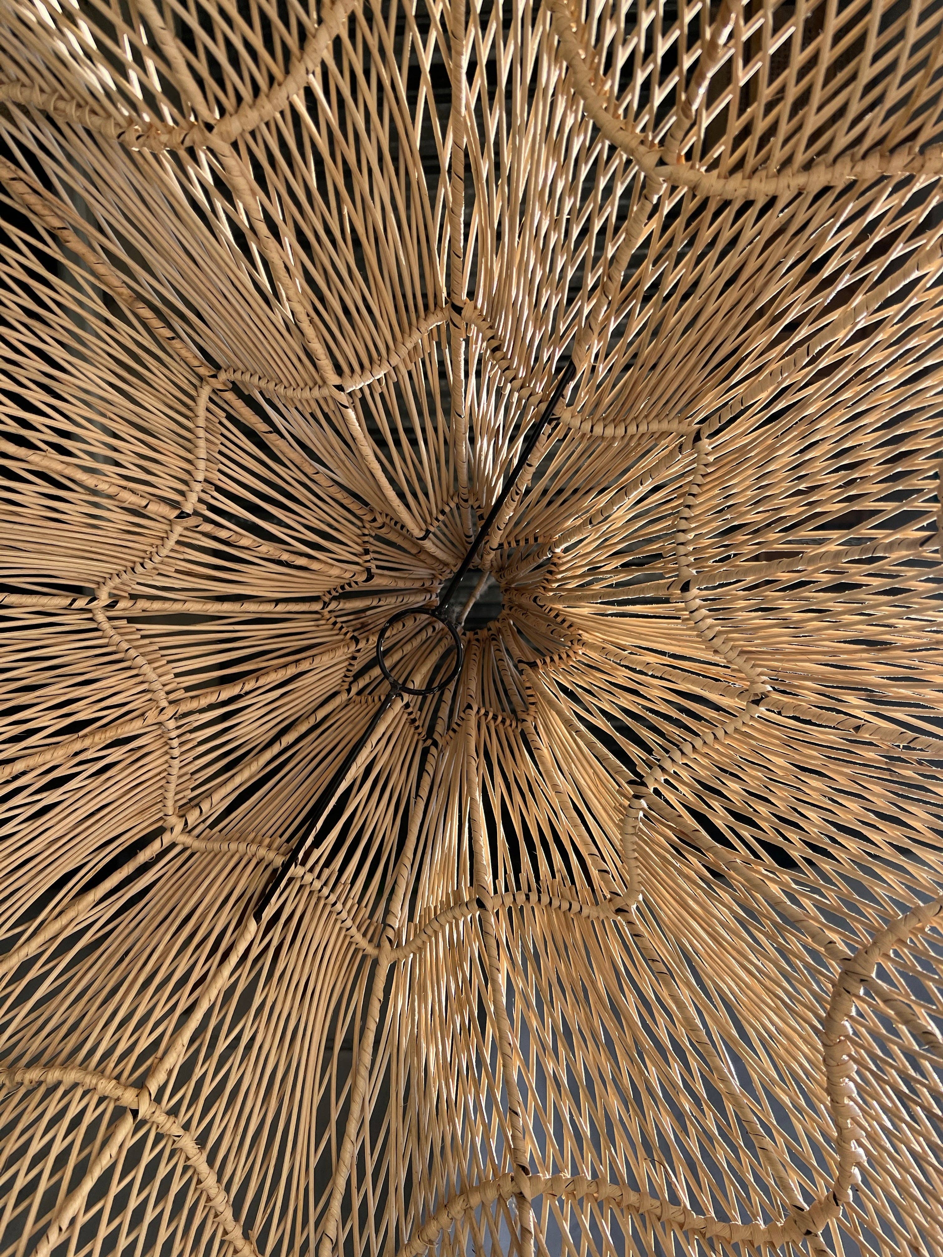 Office Objets - Wholesale Chandelier/Hanging Light - Pendant light, flower-shaped rattan fixture, tulip, corolla H:80cm D80cm56