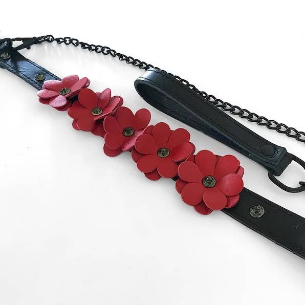Liebe Seele - Wholesale Pet Collar - Cat/Dog - Black and Red Leather Flowers Collar with Leash1