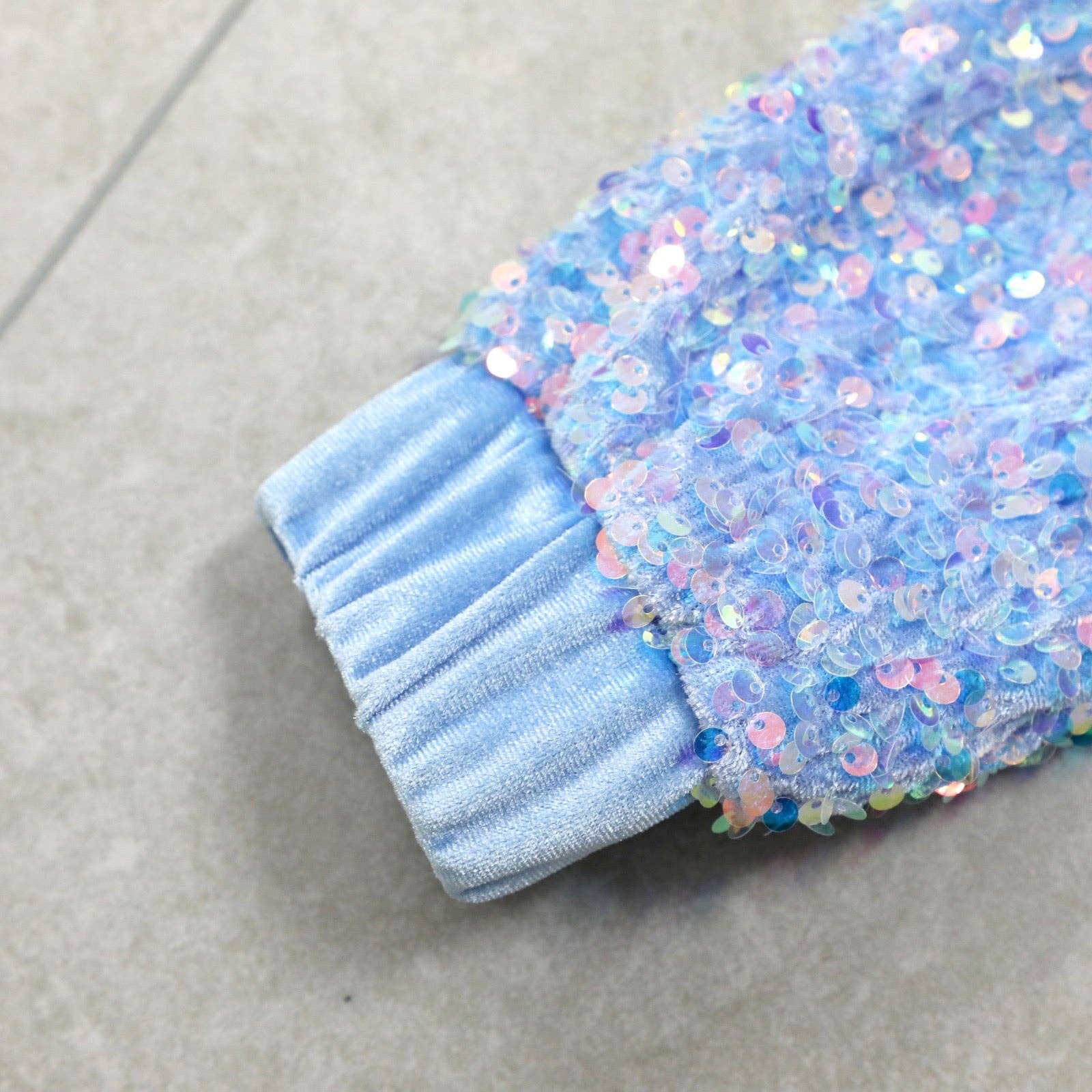 Ellie and Mila - Vente Ensemble haut et jupe – enfant - Ensemble deux pièces bleu avec sequins11