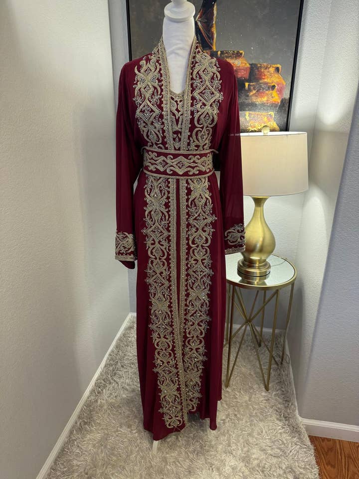 Shams Kuftan per la vendita all'ingrosso da parte di Bonita Style