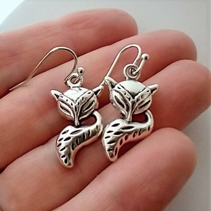 Piccadilly Pendants - Wholesale Dangle Earrings - Silver Fox Earrings, Woodland Jewelry, Nature Earrings2