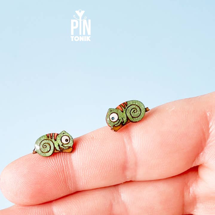 PinTonik - Wholesale Stud/Post Earrings - Chameleon Stud Earrings - Animal Lover Christmas Gift0