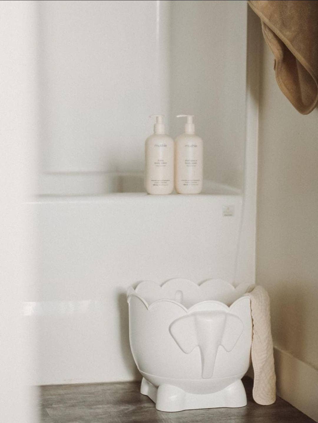 Tiipi - Vente Jouet pour le bain – bébé - Organisateur de Jouets de Bain Tiipi Bath Buddy7