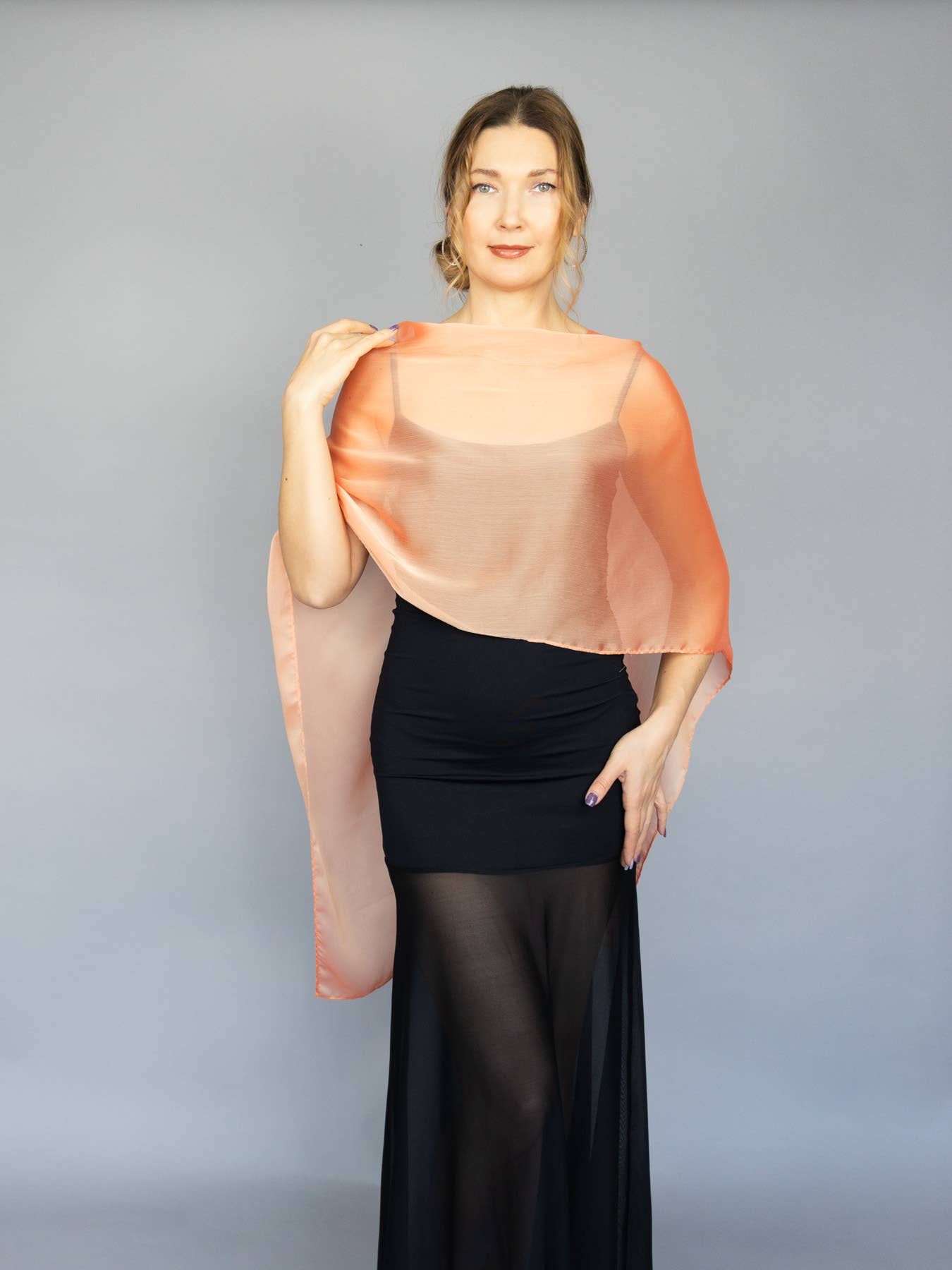 BridalSpain - Venta al por mayor Capa corta- Mujer - Capa Transparente Estilo Griego en Color Vino para Damas de Honor29