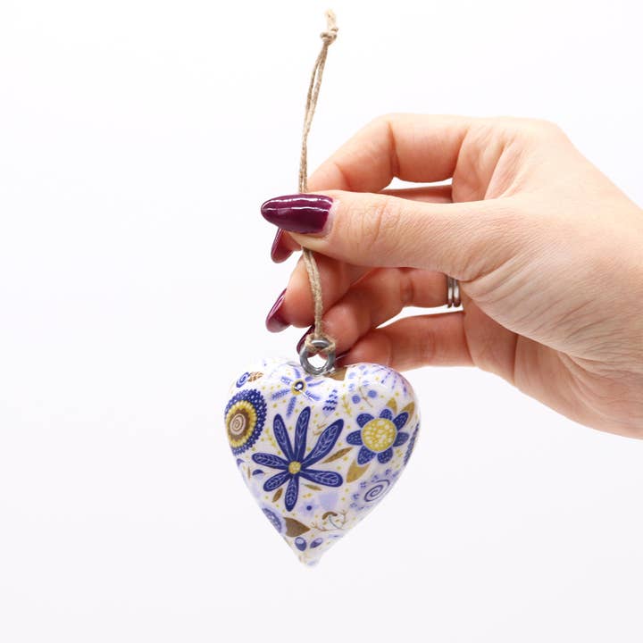 AWGifts Europe - Wholesale Pendant/Charm Necklace - Wholesale Decor Wood Hearts
13