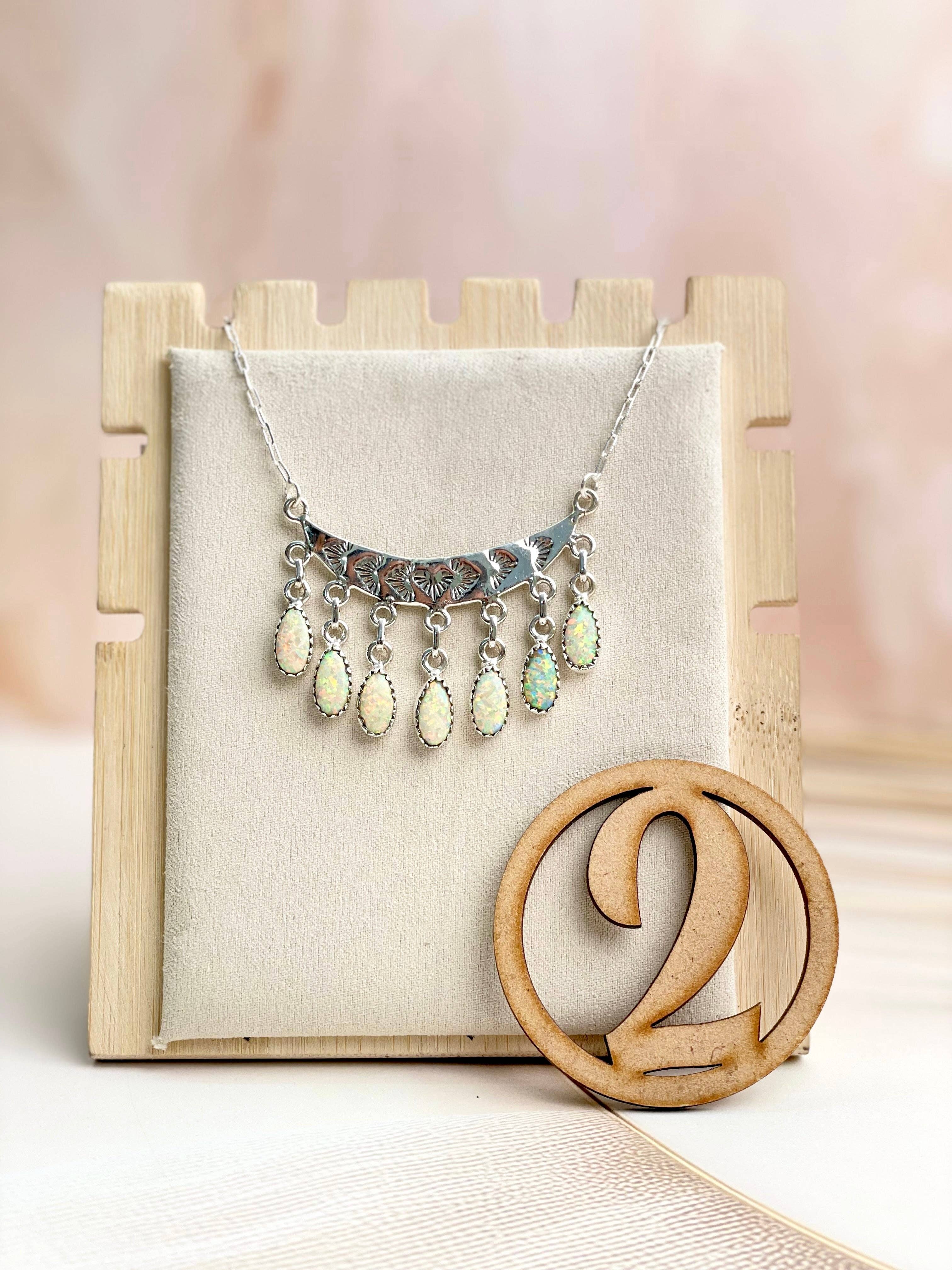 Krush Kandy – wholesale Hänge-/berlockhalsband – Boho Opal Tofsar Halsband Sno 161