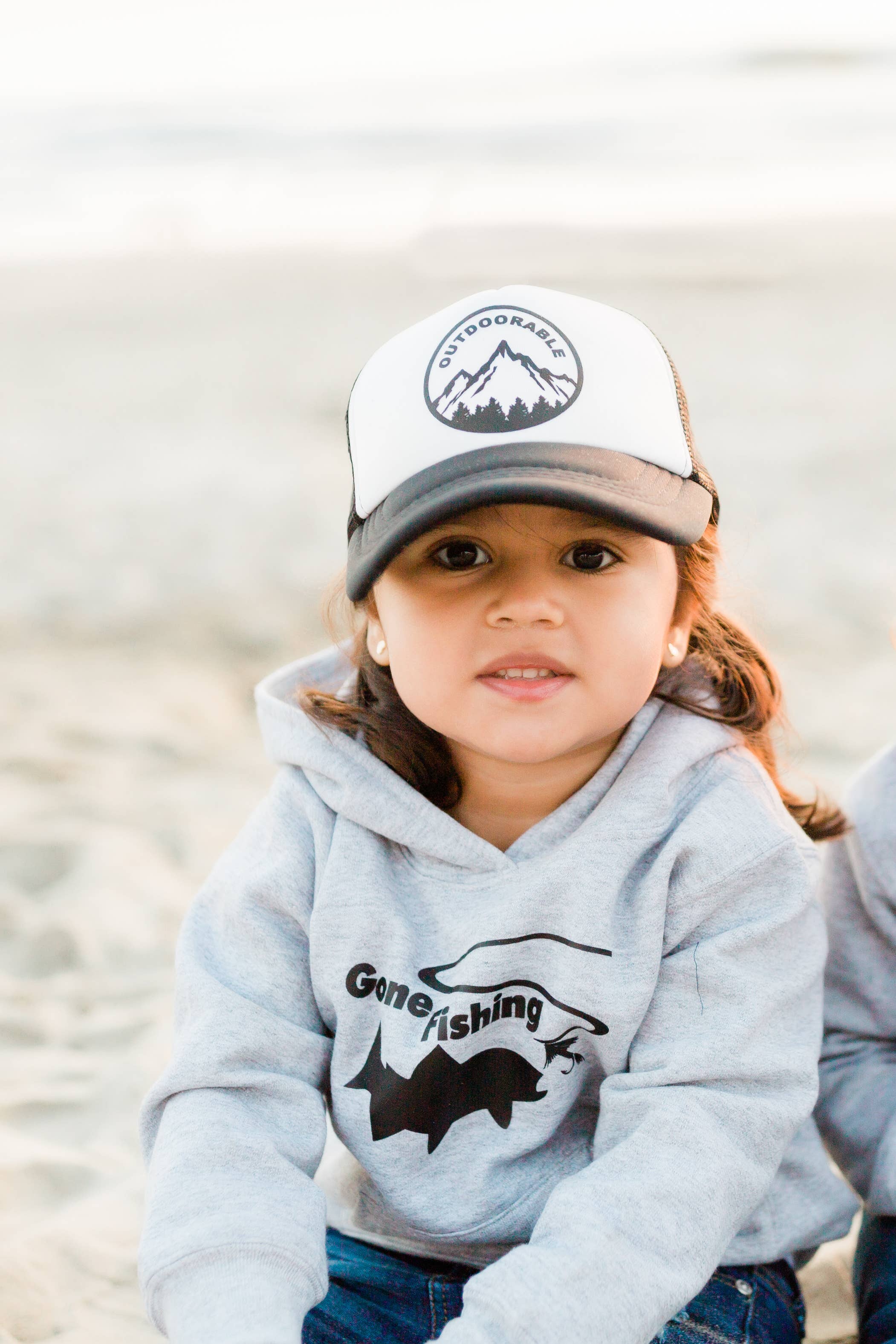 Outdoorable Apparel - Wholesale Hoodie - Kids - Heavy Weight Grey Gone Fishing Hoodie6