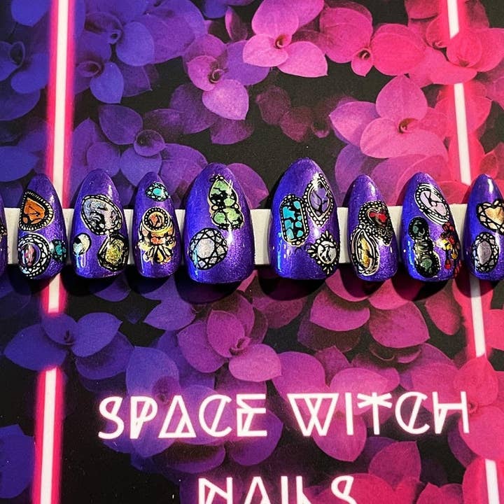Space Witch Nails - Vente Faux ongles/vernis en patch - Clous à pression inspirés de Polly Pocket1