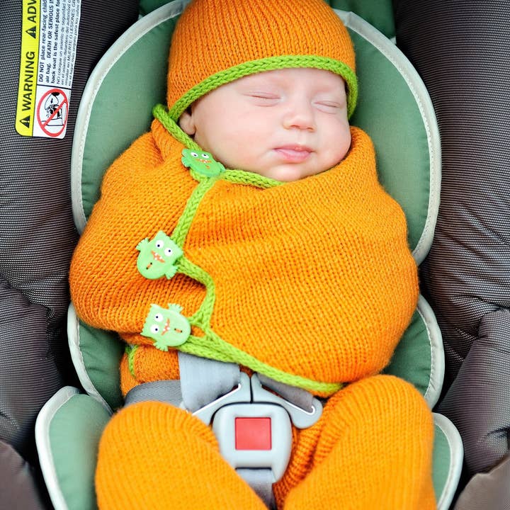 NNK Press - Wholesale Knitting/Crochet Supplies - Snugglebug Cozy Knitting Pattern0