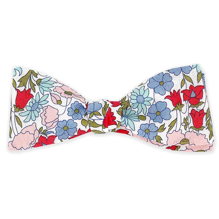 Nœud papillon fleuri liberty poppy daisy a pour la vente par Le Coq en Pap'
