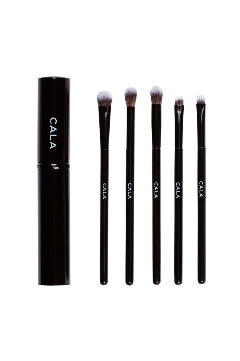 PINEAPPLE Beauty - Wholesale Eye Makeup Brush - CALA 76668 Black 5 pcs Eye Need it Brush Kit w/ Case - 6set1