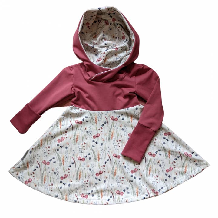 Kleid mit Feldblumen für den Großhandel von Haushinkacrea