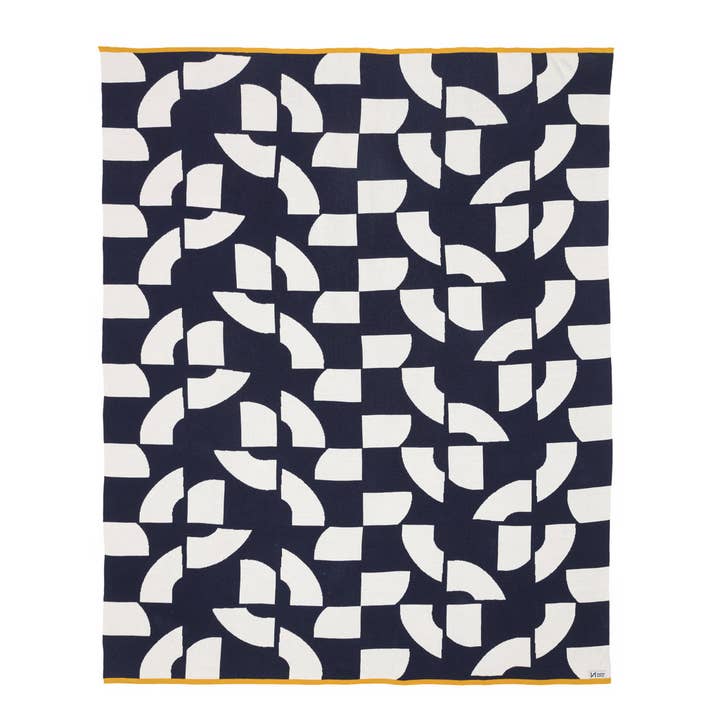 Plaid en coton tricoté Deko bleu marine pour la vente par Sophie Home Ltd