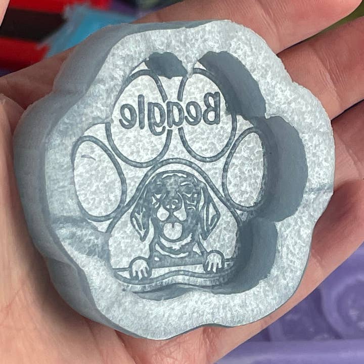 Stampo in silicone fatto a mano con stampa di zampa per la vendita all'ingrosso da parte di Devine Silicone Moulds