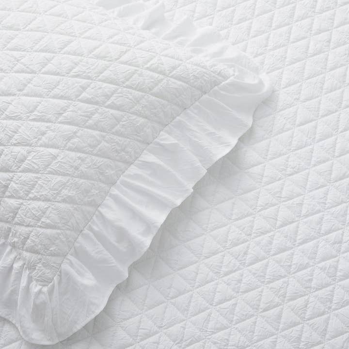 White Rowan Bedspread Set for wholesale on Faire