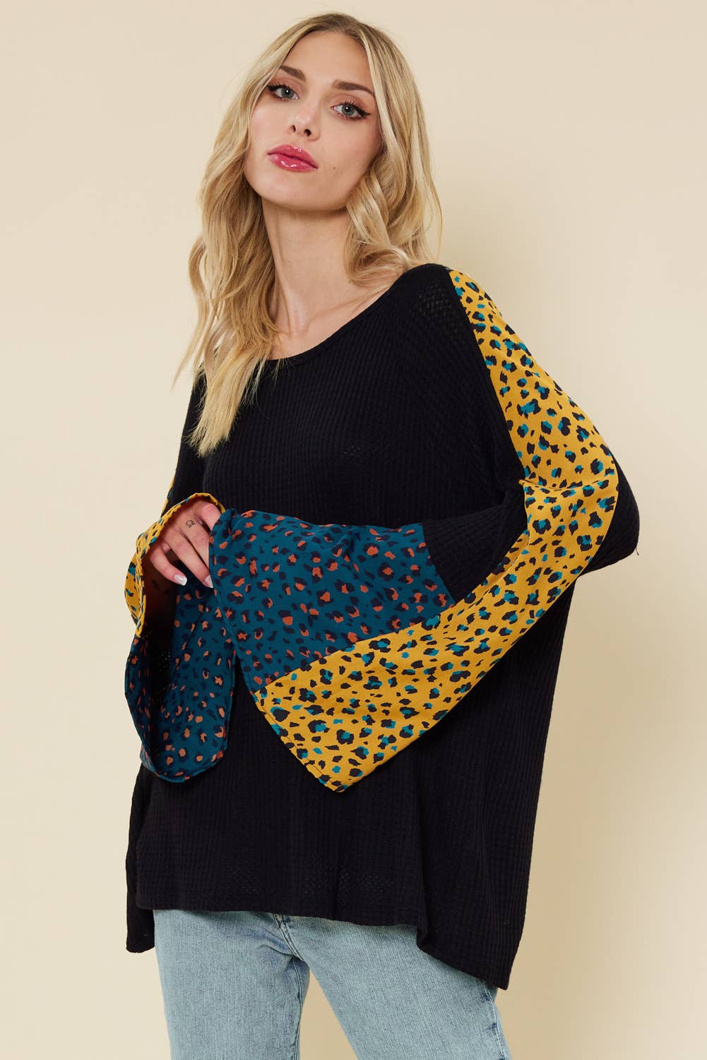 FSL Apparel – wholesale Tunic – Women’s – ST6590 - Bell sleeve top with color contrast leopard print8