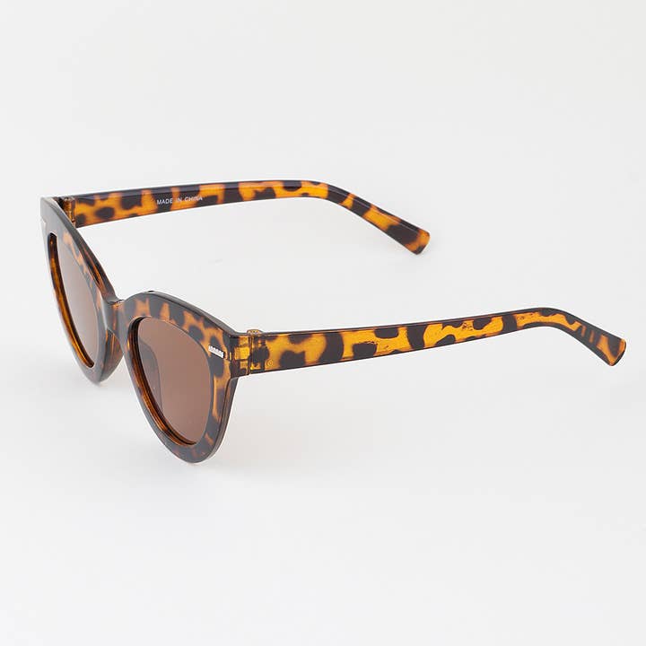 MIX Multi Minimal Cateye Sunglasses for wholesale on Faire