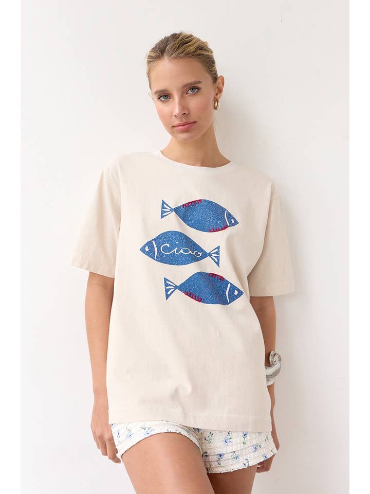 DOVE FISH GRAPHIC TEE WITH STITCH - RTK1027 for wholesale on Faire