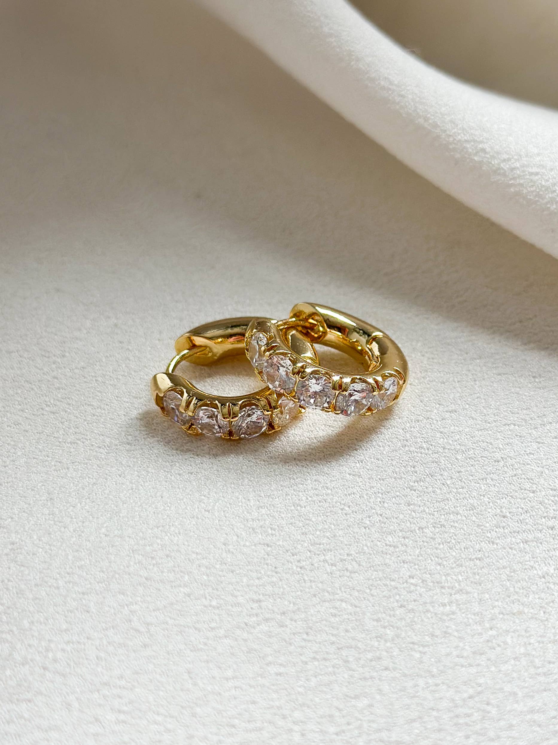 Ellis Grey Jewellery – wholesale Huggie earrings – 18k Gold Chunky CZ Hoop Earrings3