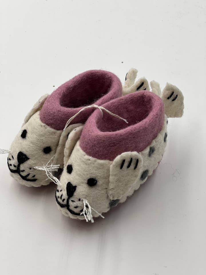 Felted tiny kids shoes (Pink & White) FS16 for wholesale by NURBU INC.
