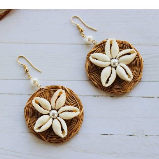 Conchita | Pendientes Flor Concha para venta al por mayor de OkayMujer