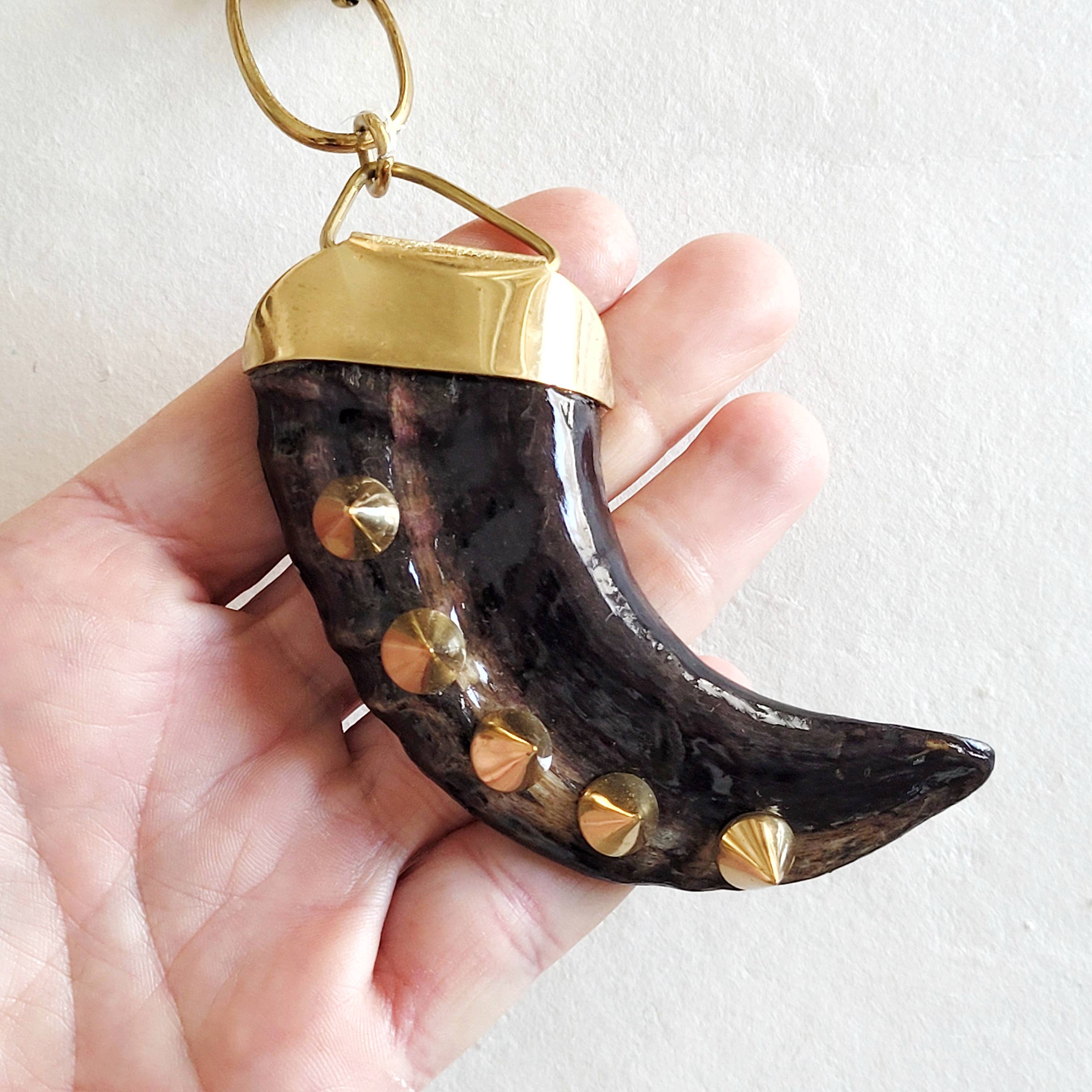 Bisjoux – Colar pingente/pendente por atacado – Colar de pingente grande com corrente de elos largos e chifre em latão6