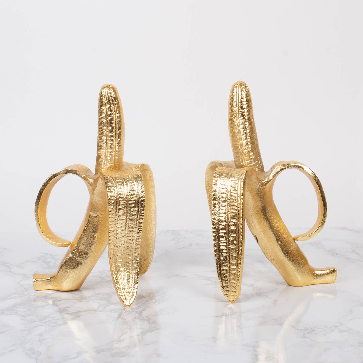 8 Oak Lane – wholesale Bookend – Gold Banana Bookend Set3