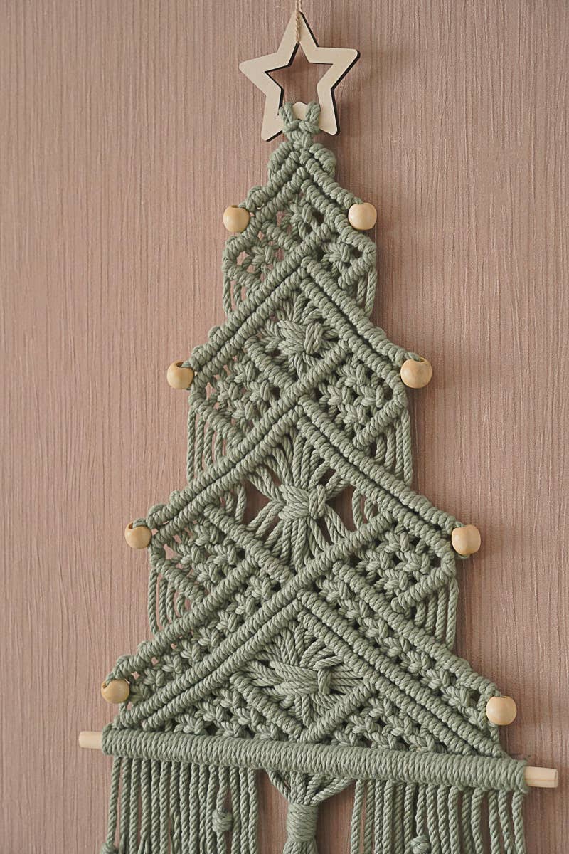 BeanDaikon - Wholesale Christmas Decoration - Boho Christmas Tree Wall Hanging - X322