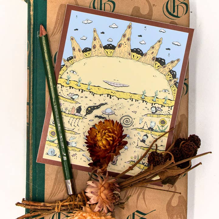 Autocollant « Le soleil aime le désert » (Roswell, Nouveau-Mexique) pour la vente par Danielle Arden O’Malley Art