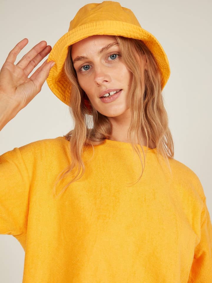 PEACHES BUCKET HAT - EIS AM STIEL für den Großhandel von Primness