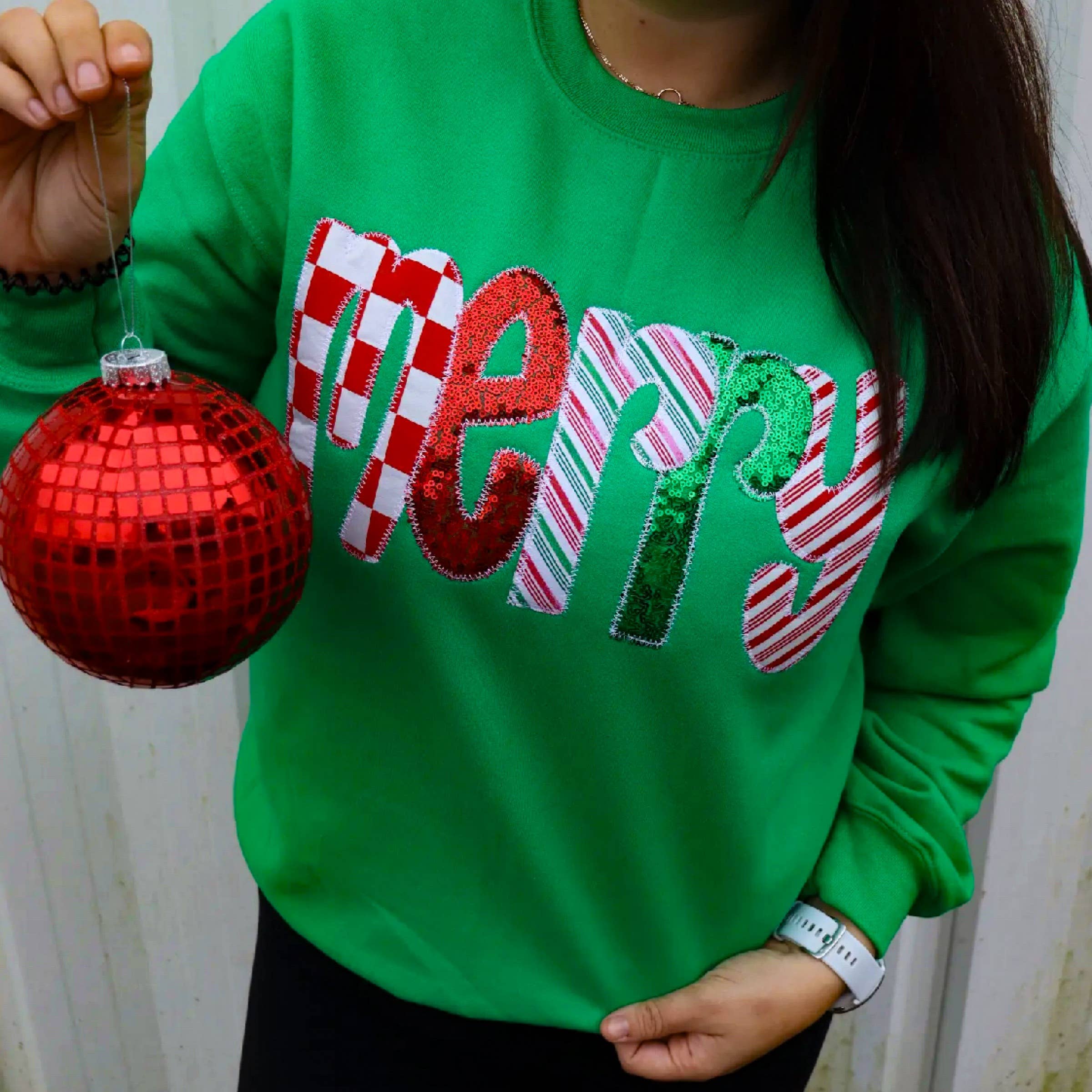 Shop Southern Belle - Wholesale Graphic Sweatshirt - Unisex - Green Merry Christmas Sweatshirt1