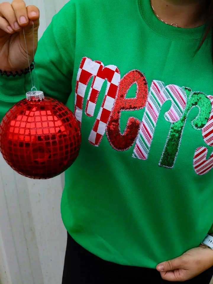 Shop Southern Belle - Wholesale Graphic Sweatshirt - Unisex - Green Merry Christmas Sweatshirt1