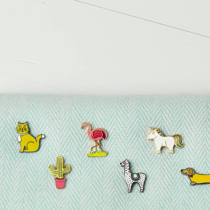 The Pop Out Card Company - Wholesale Lapel Pin/Button - Flamingo Enamel Pin Badge