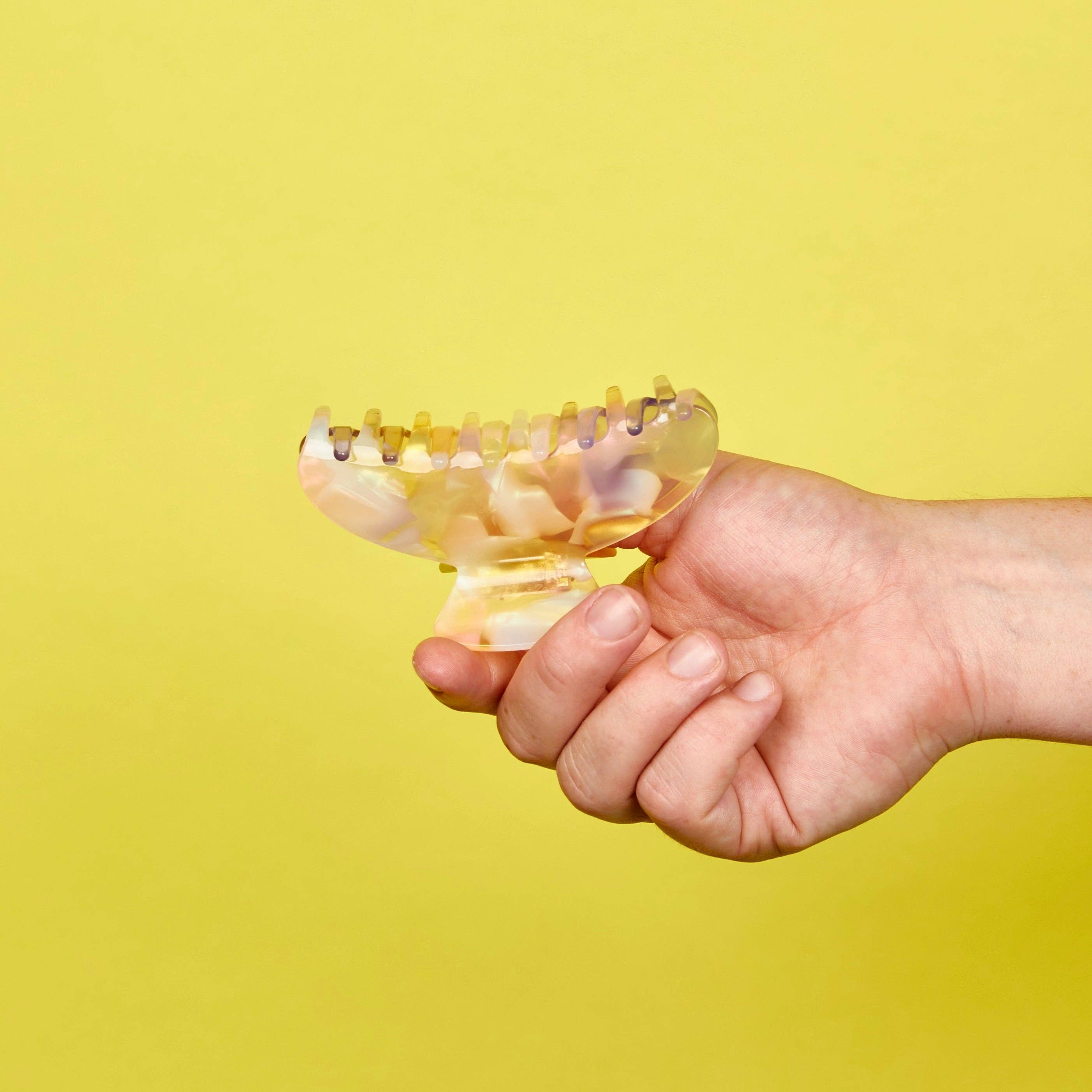 CHUNKS - Wholesale Hair Clip - Women's - Baby Dolly Claw in Moonlight4